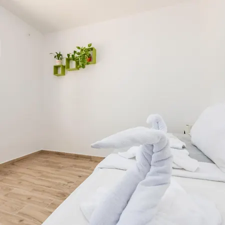 Casa de Férias Lovely In With House A Mountain View *